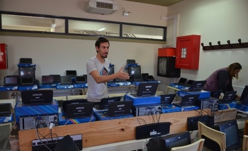 Imagen de la nota: Más estudiantes recibieron sus netbooks