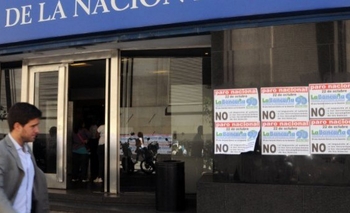 Imagen de la nota: Los bancarios en plan de lucha, anunciaron paro por 24 horas