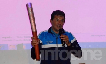 Imagen de la nota: El cierre del Simposio estuvo a cargo de Juan Curuchet 