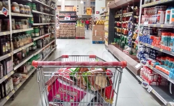Imagen de la nota: ¿Cuánto debe ganar una familia para no ser pobre?
