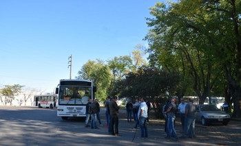 Imagen de la nota: Colectiveros levantaron la medida de suspensión
