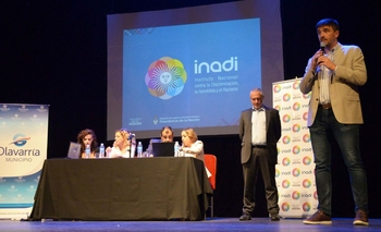 Imagen de la nota: Capacitación contra la discriminación para estatales