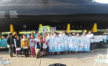 Imagen de la nota: La EP Nº76 visitó la réplica del ARA San Juan