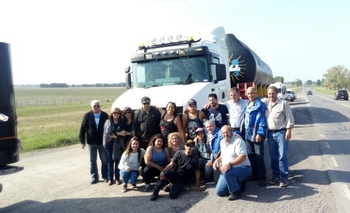 Imagen de la nota: La réplica del ARA San Juan se despidió de Olavarría
