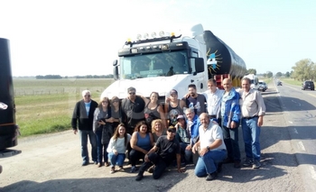 Imagen de la nota: La réplica del ARA San Juan se despidió de Olavarría