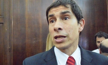 Denuncia: lo acusan de  Imagen de la nota: Denuncia: lo acusan de