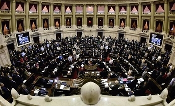 Imagen de la nota: Debate por tarifas en Diputados: Cambiemos frustró el intento opositor