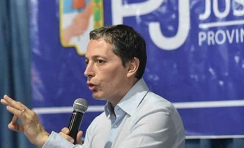 Imagen de la nota: Postergan la visita del titular del PJ bonaerense 