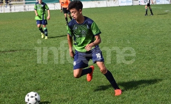Imagen de la nota: Torneo Regional Juvenil: Embajadores sumó en Bahía Blanca