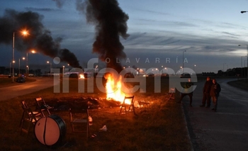 Imagen de la nota: Camioneros comenzó la manifestación en 51 y 226