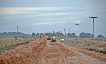 Provincia licitó obras para Caminos Rurales de Olavarría Imagen de la nota: Provincia licitó obras para Caminos Rurales de Olavarría
