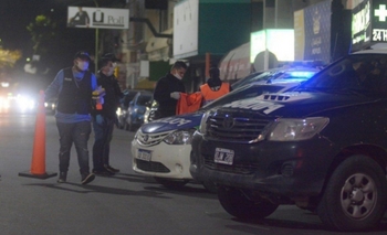 Denuncia a policías por golpearlo cuando sacó a pasear al perro Imagen de la nota: Denuncia a policías por golpearlo cuando sacó a pasear al perro