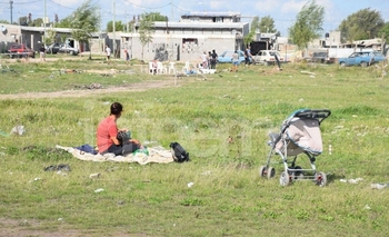 La toma de terrenos en fotos Imagen de la nota: La toma de terrenos en fotos