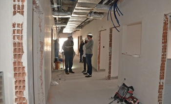 Imagen de la nota: El intendente recorrió las obras del Hospital Municipal 