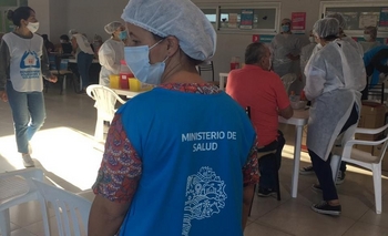 Este martes continúa la campaña de vacunación Imagen de la nota: Este martes continúa la campaña de vacunación