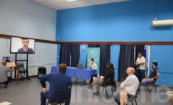 Imagen de la nota: Costa y Aguilera entregaron yacimientos para tres Pymes mineras de la ciudad