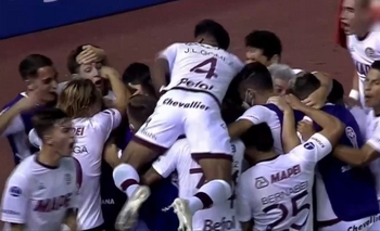Lanús empezó con triunfo en la Copa Sudamericana Imagen de la nota: Lanús empezó con triunfo en la Copa Sudamericana