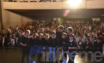 Imagen de la nota: Teatro repleto para la charla de Facundo Manes 