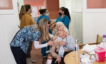 Vacunación Antigripal 2025: avanza la inmunización de personas mayores de 65 años Imagen de la nota: Vacunación Antigripal 2025: avanza la inmunización de personas mayores de 65 años