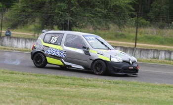 Santiago Tambucci ganó en el Turismo Pista, pero lo recargaron Imagen de la nota: Santiago Tambucci ganó en el Turismo Pista, pero lo recargaron