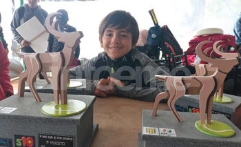 Tenista “Bataraz” se lució en un Torneo Nacional en Santa Fe Imagen de la nota: Tenista “Bataraz” se lució en un Torneo Nacional en Santa Fe