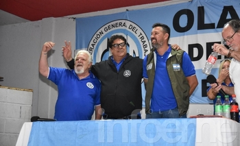 Imagen de la nota: Fotogalería: Así se vivió la ceremonia de normalización de la CGT Regional Olavarría