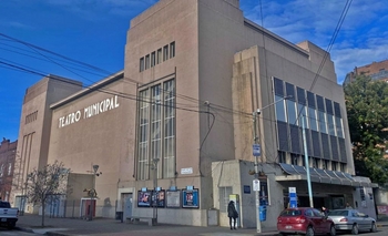 El Municipio invita a la comunidad a la Velada de Gala del 25 de Mayo Imagen de la nota: El Municipio invita a la comunidad a la Velada de Gala del 25 de Mayo