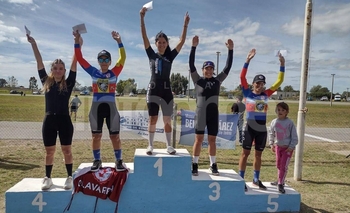 El ciclismo regional tuvo cita en Benito Juárez Imagen de la nota: El ciclismo regional tuvo cita en Benito Juárez