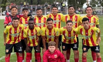 Torneo Interligas: hubo sanción en el Grupo A y Loma Negra es líder Imagen de la nota: Torneo Interligas: hubo sanción en el Grupo A y Loma Negra es líder