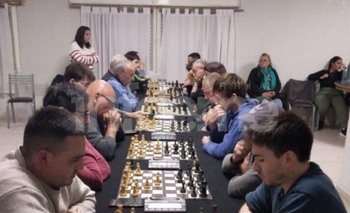 Imagen de la nota: Arrancó el Torneo Abierto de Racing con más de veinte trebejistas