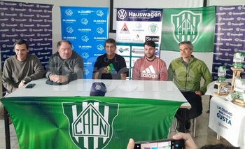 Imagen de la nota: Newcom: el 1° Torneo Nacional +68 tuvo lanzamiento