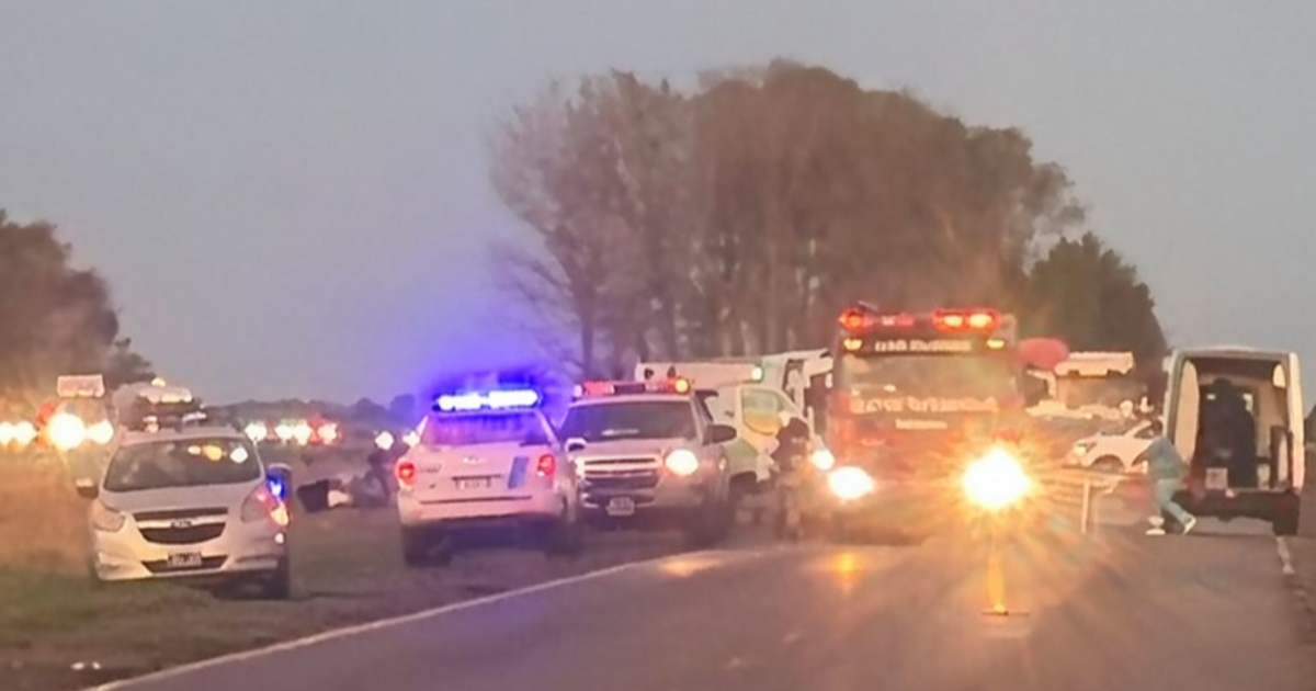 Ruta 3: fallecieron cuatro personas en un violento choque