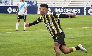 Imagen de la nota: Fútbol: Guille también se anotó como goleador