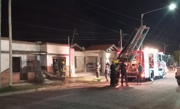 Imagen de la nota: Daños materiales en el incendio de una casa 