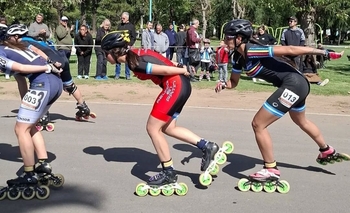 Imagen de la nota: Patín Carrera: Lourdes Leal se subió al podio en Bolívar