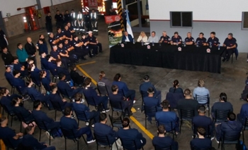 Imagen de la nota: Comenzó en Bomberos la cursada en la Escuela de Aspirantes  