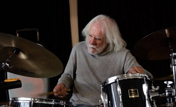 Imagen de la nota: Clínica de batería a cargo de Roberto Peyrano