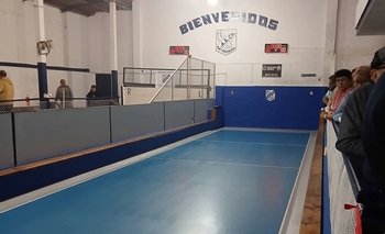 Imagen de la nota: Hay una nueva cancha sintética y más fechas de los Oficiales