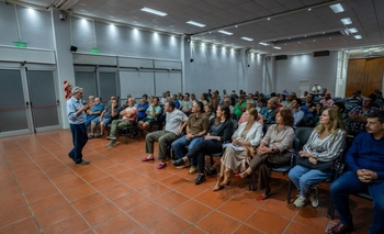 Imagen de la nota: Buena concurrencia a la charla sobre poda y arbolado público