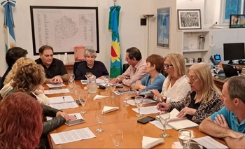 Imagen de la nota: Definen protocolo para intervenir ante amenazas y alumnos armados en escuelas