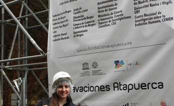 Imagen de la nota: Investigadora de la Facultad de Sociales en España