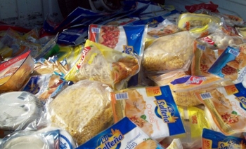 Imagen de la nota: Bromatología decomisó 127 kilos de mercadería en un supermercado chino