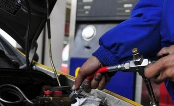 Imagen de la nota: Estaciones de GNC de todo el país, en alerta por cortes de gas