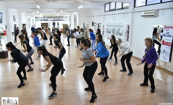 Imagen de la nota: Una olavarriense bailará en el Congreso por la Ley Nacionnal de Danza