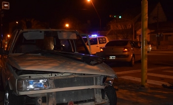 Imagen de la nota: Tremendo choque en un semáforo de Avenida Del Valle