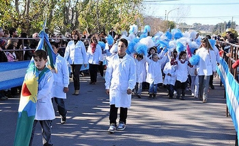 Imagen de la nota: Celebración por el Aniversario de la Revolución de Mayo