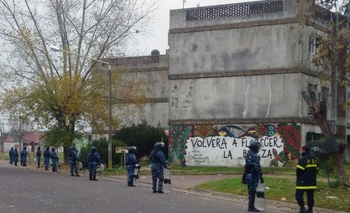 Imagen de la nota: Amplio operativo: desalojo en Barrio Independencia
