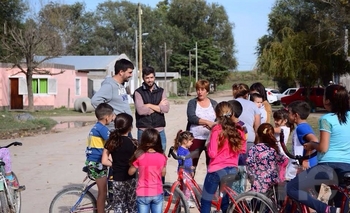 Imagen de la nota: Galli encabezó un nuevo timbreo por los barrios