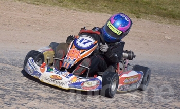 Imagen de la nota: El Karting clasificó con sus pilotos invitados