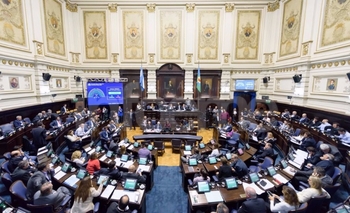 Imagen de la nota: La prohibición de Farmacity en la provincia tiene media sanción 